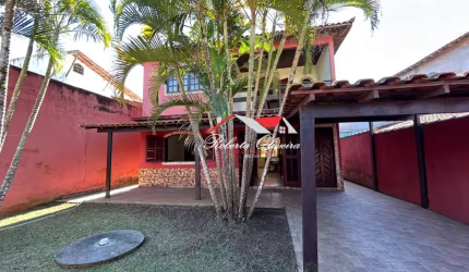 Casa ampla e confortável com 3 quartos, sendo 2 suítes