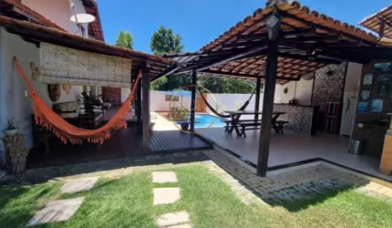 Casa de 04 dormitórios em Village 3, Porto Seguro - 150m², 2 suítes, 4 banheiros - Venda e locação por R$ 1.500.000,00