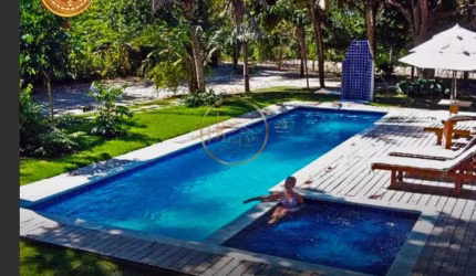 Pousada à Venda em Trancoso: 8 Suítes e 750m² por R$2,6M