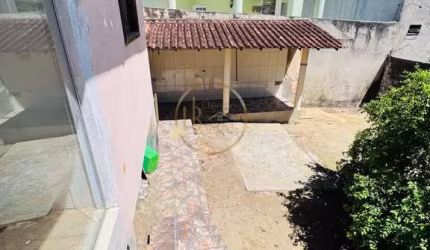 Casa 03 Dorm. em Village 2 - Porto Seguro: 100m², 3 quartos, 1 suíte, 2 banheiros por R$530k para venda e locação
