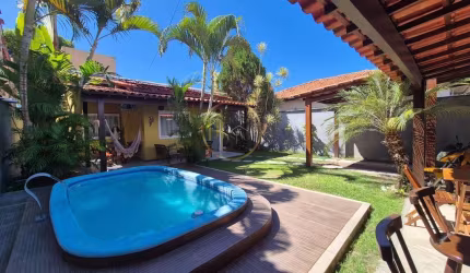 Casa à Venda em Coroa Vermelha: 3 Dormitórios por R$650k