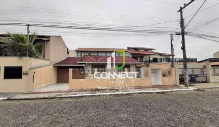 Casa com 3 dormitórios à venda por R$ 750.000,00 - Cordeiros - Itajaí/SC