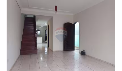 Casa a venda no JD. Bom Recanto em Maua