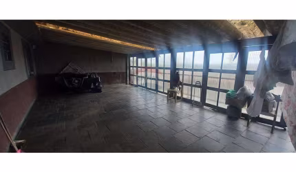 Casa espaçosa a venda em Ribeirão Pires (aceita permuta)