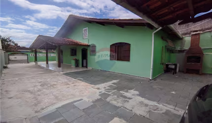 Casa a venda em Mongaguá