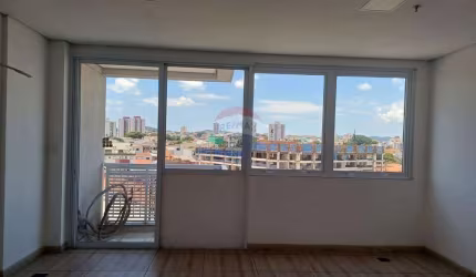 Conjunto Comercial Moderno na Vila Homero Thon