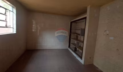 Casa Antiga com Potencial em Mauá - Para Investidores!