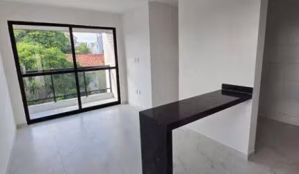 Apartamento com 3 dormitórios à venda, 61 m² por R$ 349.000,00 - Aeroclube - João Pessoa/PB