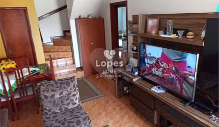 Casa em condomínio fechado com 3 quartos à venda na Avenida da República, 6467, Guaíra, Curitiba, 92 m2 por R$ 670.000