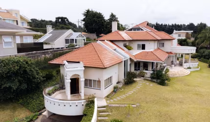 Casa com 4 quartos à venda na Rua Emílio Mercuri, 155, Santo Inácio, Curitiba, 798 m2 por R$ 6.600.000