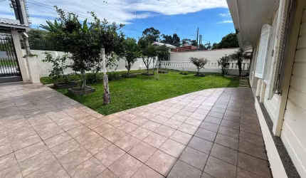 Casa com 4 quartos à venda na Rua Francisco Baptista da Silva, 230, Santo Inácio, Curitiba, 195 m2 por R$ 970.000