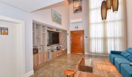 Casa com 3 quartos à venda na Rua Capitão Tenente Maris de Barros, 404, Portão, Curitiba, 252 m2 por R$ 2.400.000