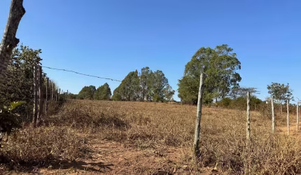 Chácara à venda no bairro Centro em Goianira/GO