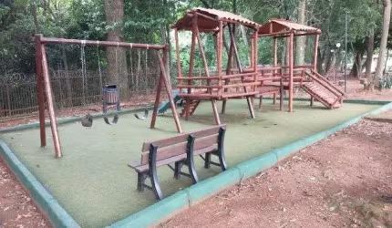Casa à venda no bairro Sítios Santa Luzia em Aparecida de Goiânia/GO