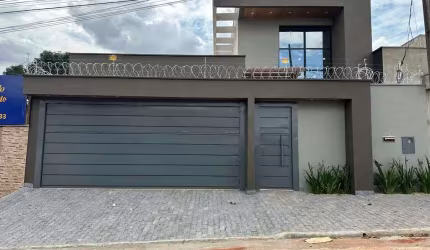 Casa à venda no bairro Setor Cristina II em Trindade/GO