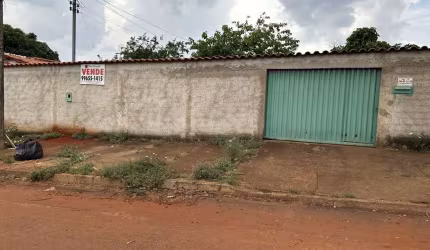 Casa à venda no bairro Setor Santos Dumont em Goiânia/GO