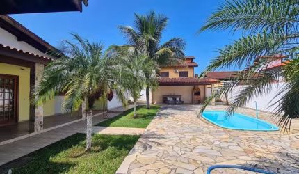 LINDA CASA EM MELHOR LOCALIZAÇÃO DE BERTIOGA !!