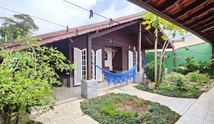 CASA TÉRREA NO BAIRRO INDAIA