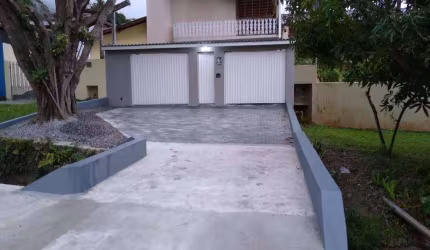 Casa à venda, 238 m² por R$ 1.100.000,00 - São Francisco - São Sebastião/SP