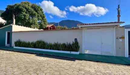 Casa com 3 dormitórios à venda, 225 m² por R$ 1.400.000,00 - Portal da Olaria - São Sebastião/SP