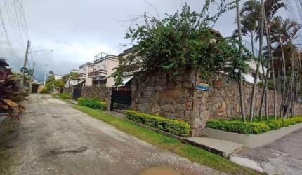 Casa com 3 dormitórios à venda, 158 m² por R$ 1.200.000,00 - Arrastão - São Sebastião/SP