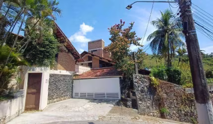 Casa com 3 dormitórios à venda, 330 m² por R$ 2.000.000 - Praia Deserta - São Sebastião/SP