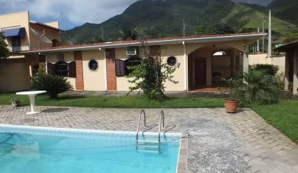 Casa com 3 dormitórios à venda por R$ 1.200.000,00 - São Francisco - São Sebastião/SP