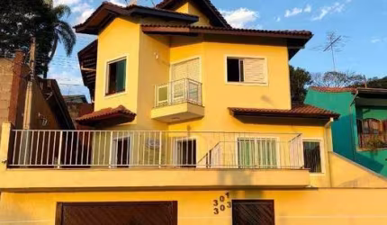 Sobrado com 3 dormitórios à venda, 257 m² por R$ 1.500.000,00 - Centro - Arujá/SP