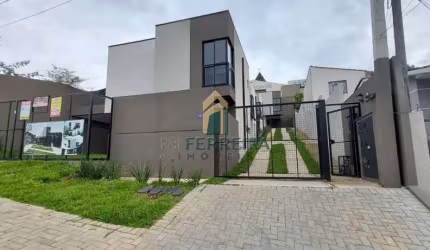 Casa com 2 quartos à venda no Santa Cândida, Curitiba  por R$ 612.559