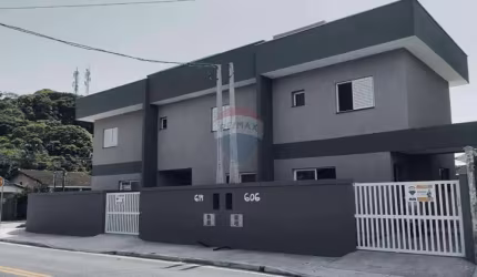 Sobrado à Venda no Centro de Bertioga, SP – Conforto e Rentabilidade em um Só Lugar!