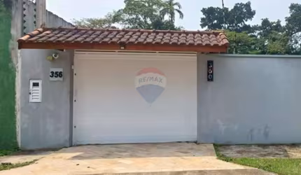Casa à Venda em Boracéia - Bertioga-SP, com 3 Dormitórios.