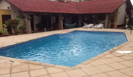Casa em Condomínio com 5 Suítes para Locação em Bertioga-SP.