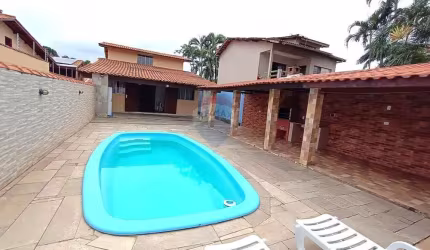 Casa na linda praia do Indaiá, em Bertioga-SP, com 244 m² de construção em terreno de 480 m².