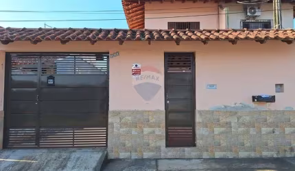 Sobrado à venda no Centro de Bertioga com 3 quartos e 2 suítes