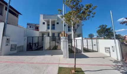 Casa com 2 quartos à venda na Buganvílea, 33, Alto das Flores, Betim por R$ 349.999