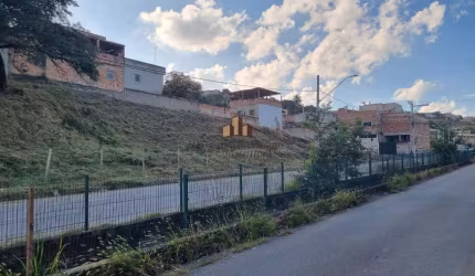 Terreno à venda na Rua de Brasilia, 33, Duque de Caxias, Betim por R$ 120.000