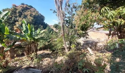 Terreno à venda na Rua Circular, 333, Jardim das Alterosas - 2ª Seção, Betim por R$ 220.000