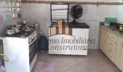 Chácara / sítio com 4 quartos à venda na Rua Pedra Dourada, 40, Piratininga (Venda Nova), Belo Horizonte por R$ 750.000
