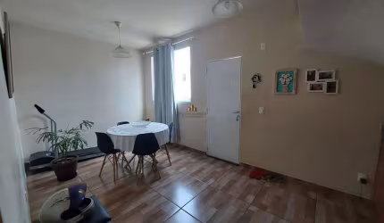 Casa em condomínio fechado com 3 quartos à venda na Rua Doutor Euzébio Dias Bicalho, 1, Chácaras, Betim por R$ 360.000