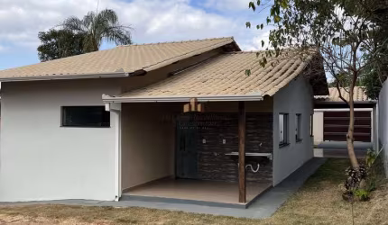 Casa com 3 quartos à venda na Rua Maria Leopoldina, 33, Pousada Del Rei, Igarapé por R$ 465.000