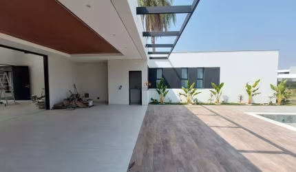 Casa em condomínio fechado com 4 quartos à venda na Avenida Engenheiro Viktor Hasparyk, 33, Teixeirinha, Betim por R$ 2.650.000