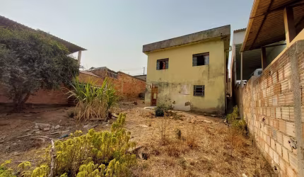 Casa com 2 quartos à venda na Rua Diamantina, 1075, Conjunto Habitacional Homero Gil, Betim por R$ 260.000