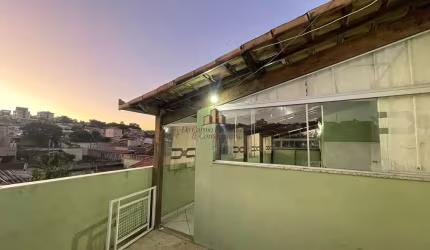 Casa com 3 quartos à venda na Rua Mato Grosso, 177, Senhora Das Graças, Betim por R$ 360.000