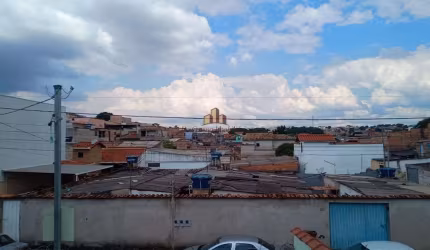 Casa com 2 quartos à venda na Rua Ciprestes, 33, Jardim das Alterosas - 2ª Seção, Betim por R$ 260.000