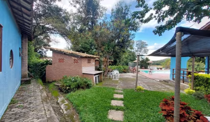 Casa com 10 quartos à venda na Avenida Adutora Várzea das Flores, 33, Itacolomi, Betim por R$ 999.999