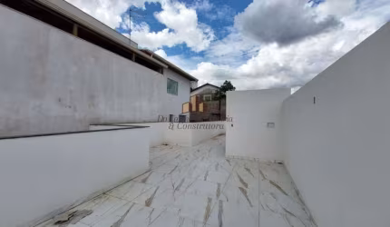 Casa com 2 quartos à venda na Rua Mato Grosso, 450, Senhora Das Graças, Betim por R$ 480.000