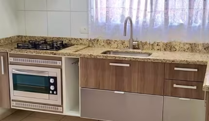 Linda casa no Condomínio Villagio Colônia com 3 dormitórios sendo 1 suíte