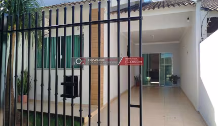 Casa 3 dormitórios para Venda em Maringá, Jardim Imperial, 3 dormitórios, 1 suíte, 1 banheiro, 1 vaga