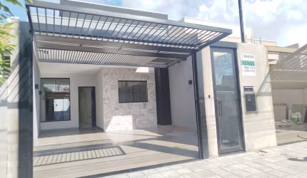 Casa 3 dormitórios para Venda em Maringá, Jardim Brasil, 3 dormitórios, 1 suíte, 2 banheiros