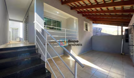 Casa com 3 dormitórios para alugar, 132 m² por R$ 3.180,00/mês - Jardim São Paulo - Americana/SP